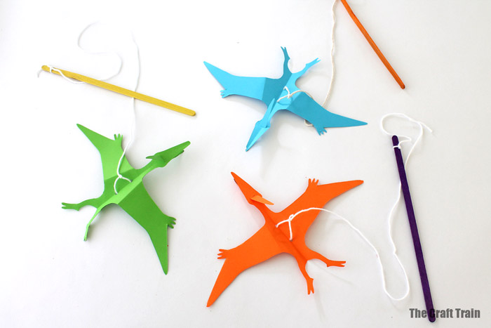paper pterodactyl puppets - make paper puppet that flies on a string in the shape of a flying pterodactyl
