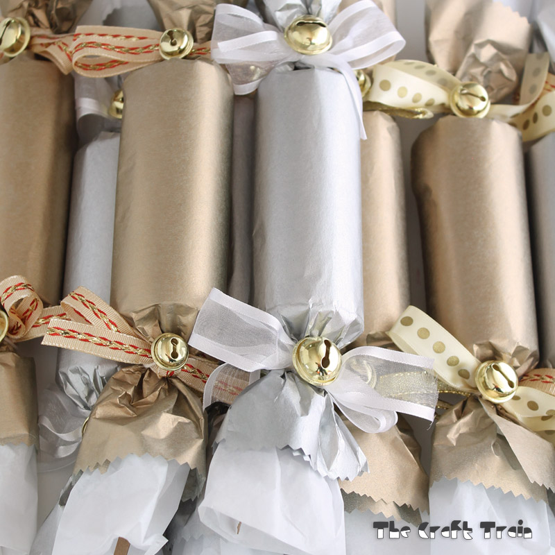 DIY Christmas and new year’s eve crackers