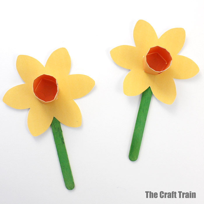 easy paper daffodil craft for kids for cancer awareness