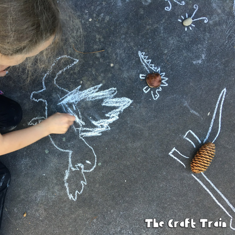 Drawing with chalk and nature – a simple process art idea