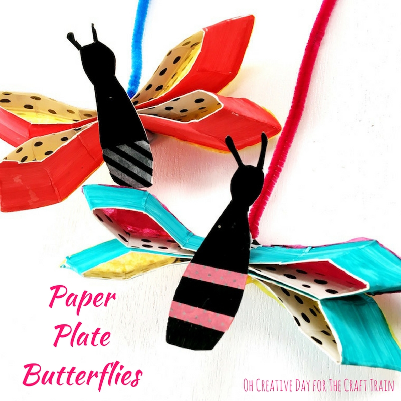 paper plate butterfly craft for kids #butterflies #Spring #kidscrafts #paperplates