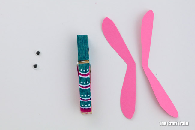 How to make a clothespin dragonfly
