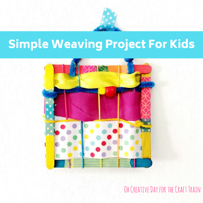 Simple weaving project for kids. Create colourful works of art using craft sticks and ribbon scraps #finemotor #weaving #kidscrafts