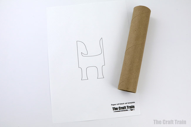 Black cat paper roll craft, use the printable template to get the outline to make this cute black cat craft for halloween #halloweencrafts #paperrollcrafts #blackcat #animalcrafts #cardboardtube #cardboardcraft #halloween #kidscrafts