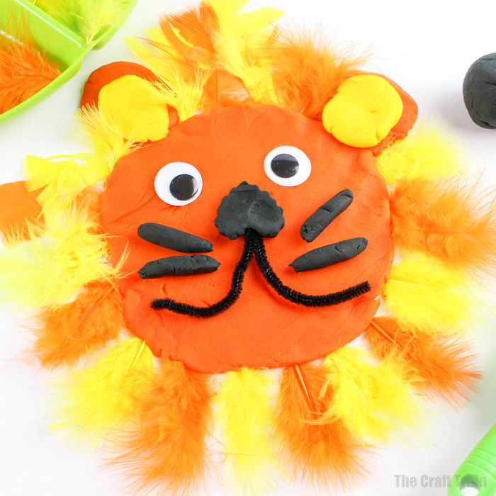 Lion play dough invitation to play