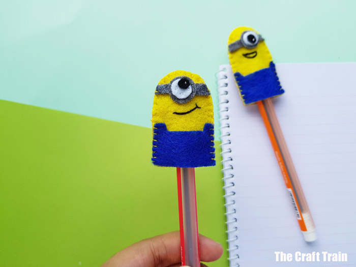 How to craft a minion pencil topper