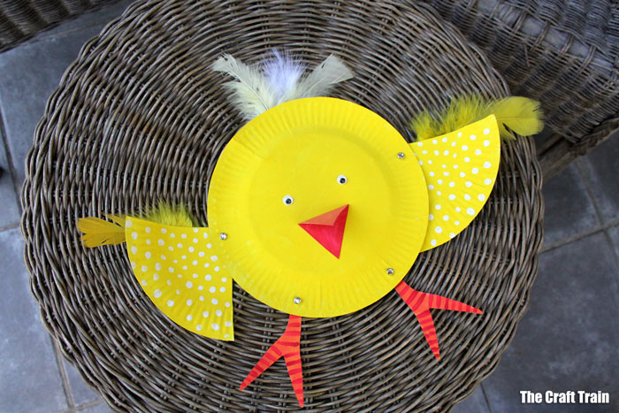 Adorable paper plate bird craft for preschoolers