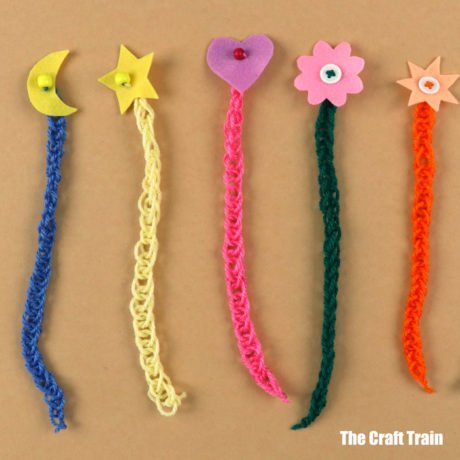 finger knit bookmarks craft for kids