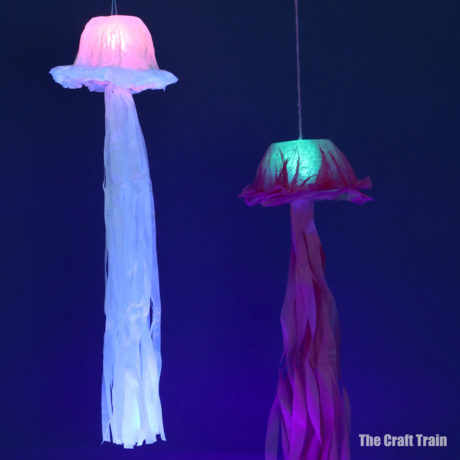 Glowing paper jellyfish craft for kids