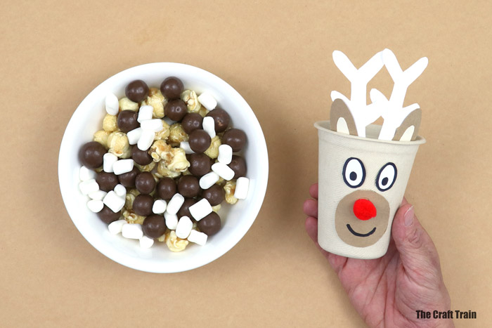 treat mix and reindeer treat cup