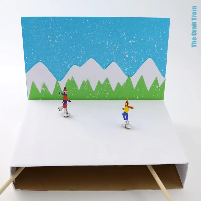 Magnetic ice skating craft